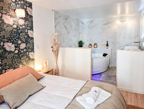 Majord'Home Spa 4*-L'Elegance-Balneo Vieille Ville Annecy Buitenkant foto